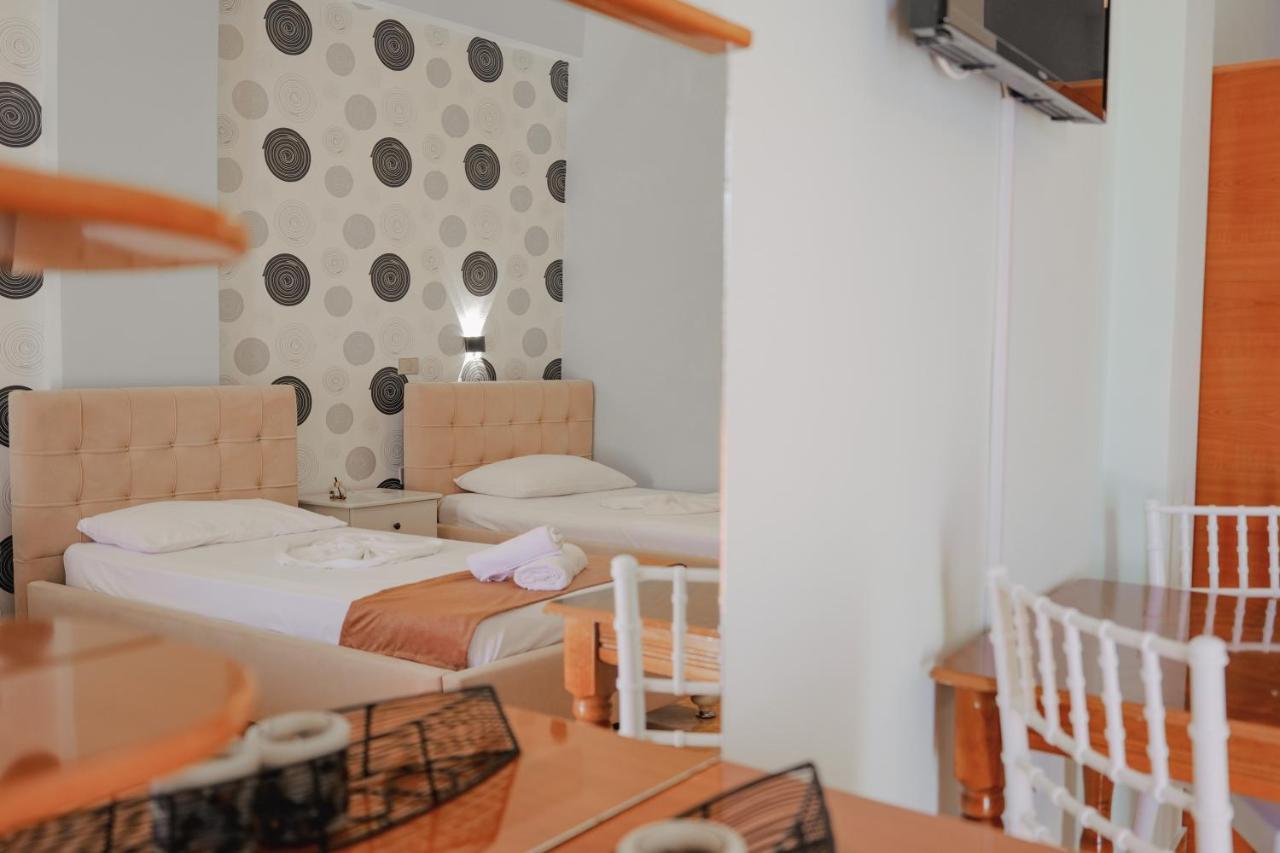 Hotel Panorama Himare Eksteriør bilde
